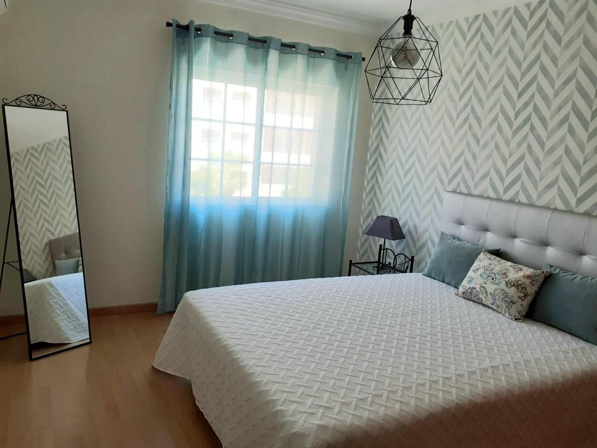 Apartamento Alfarrobeira Mar Куартейра Екстериор снимка