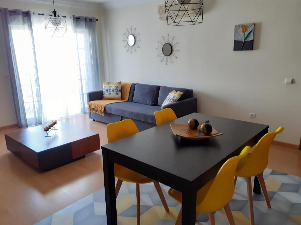 Apartamento Alfarrobeira Mar Куартейра Екстериор снимка