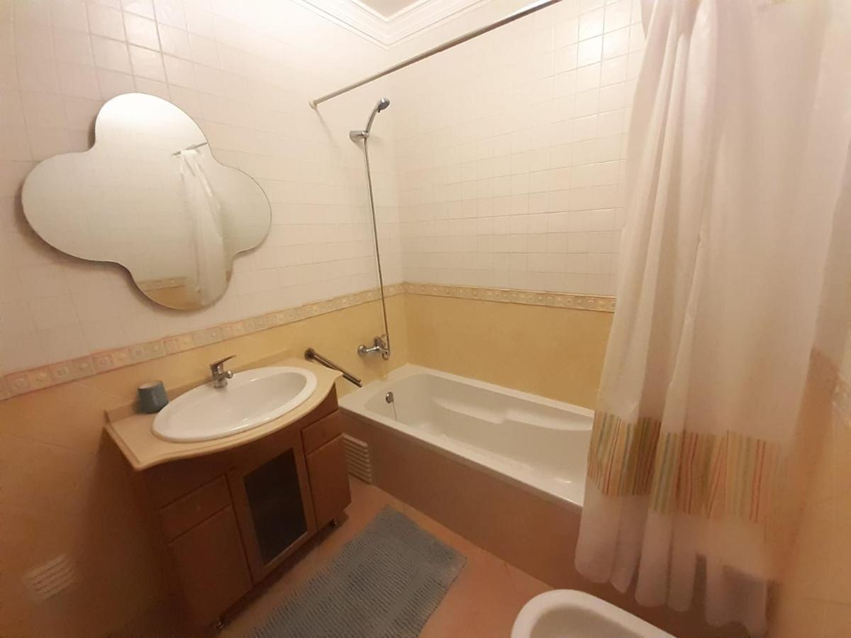 Apartamento Alfarrobeira Mar Куартейра Екстериор снимка