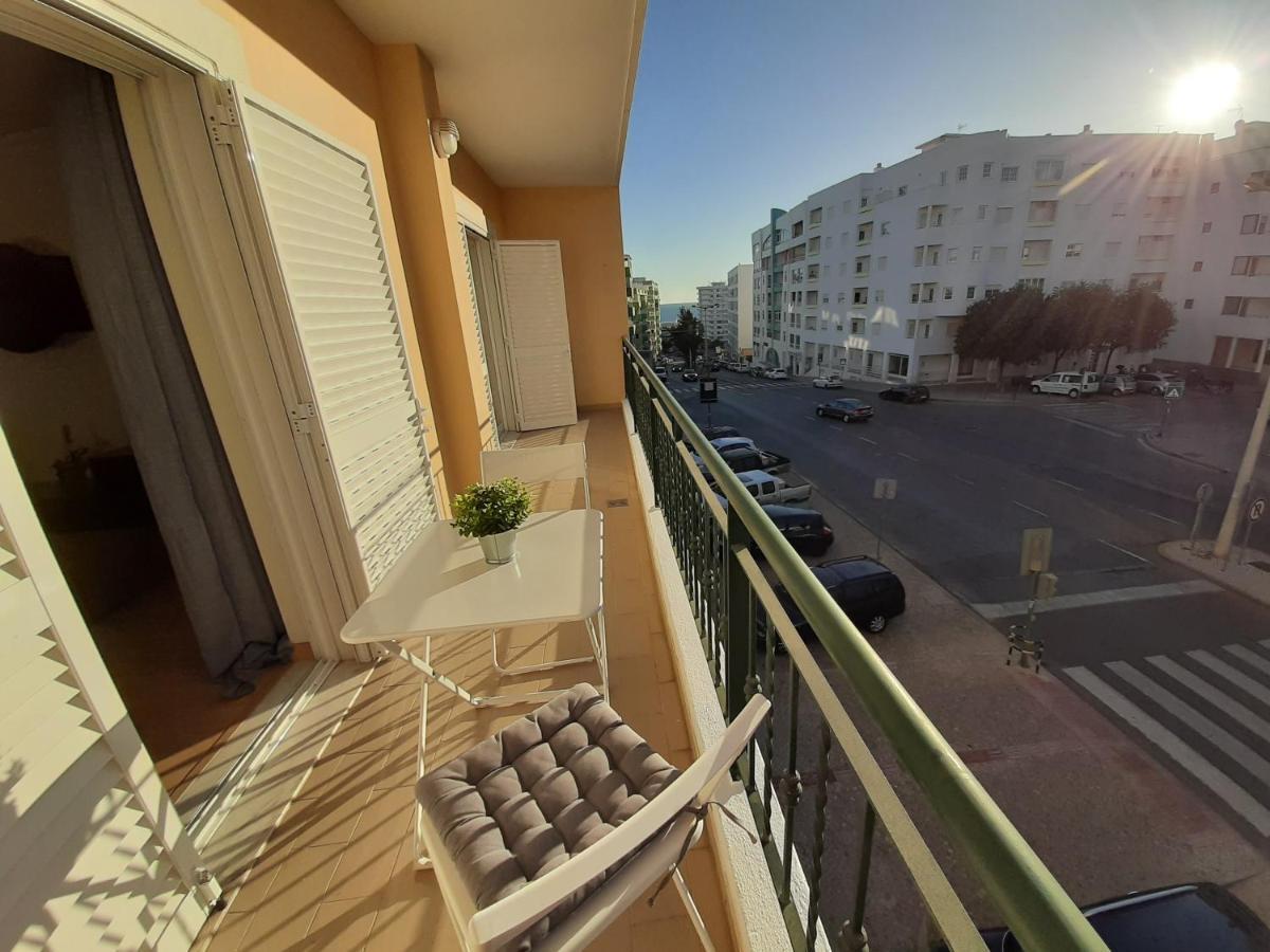 Apartamento Alfarrobeira Mar Куартейра Екстериор снимка