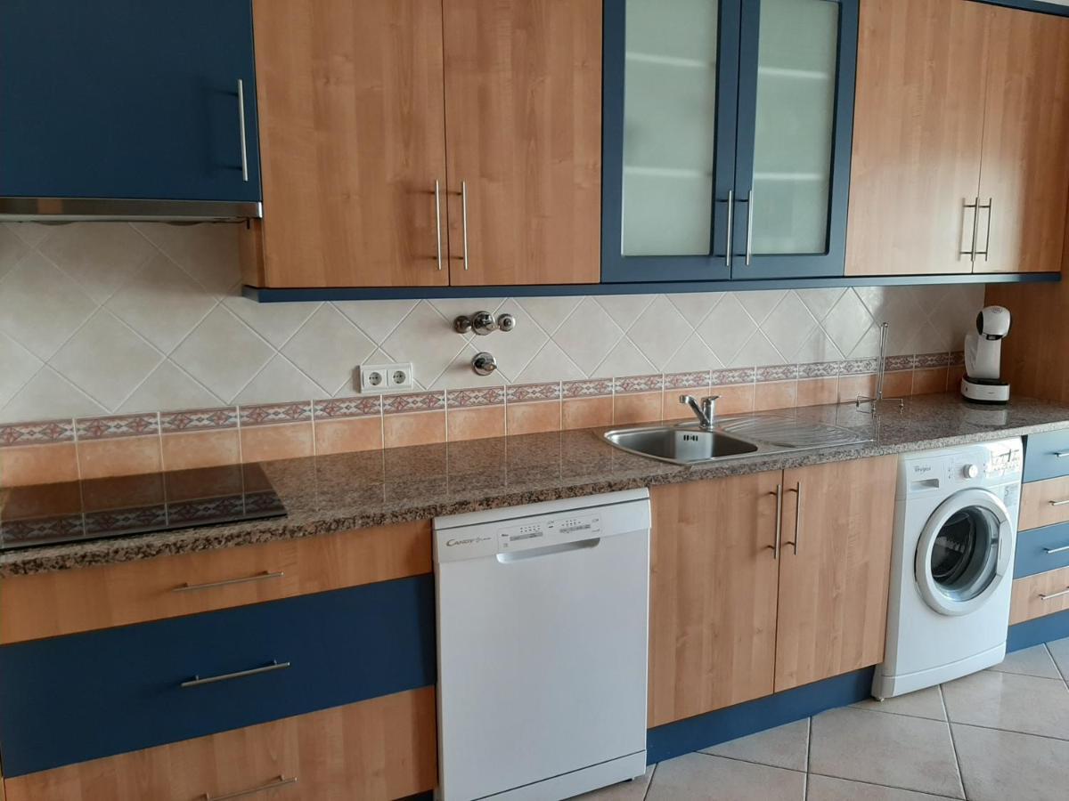 Apartamento Alfarrobeira Mar Куартейра Екстериор снимка