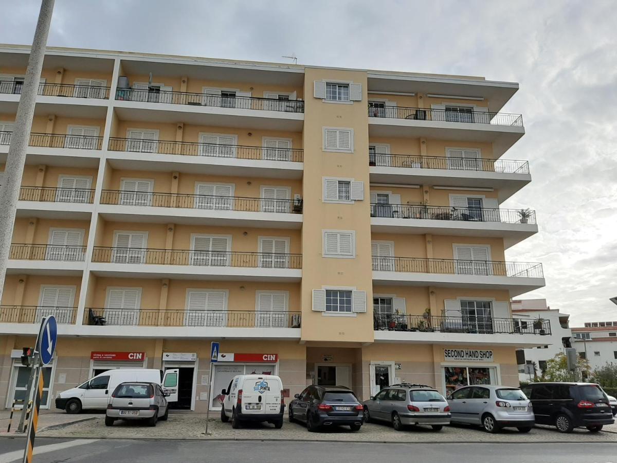 Apartamento Alfarrobeira Mar Куартейра Екстериор снимка